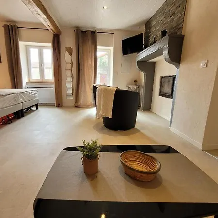 Villa La Maisonnette De L Espace Themis, Piscine Partagee