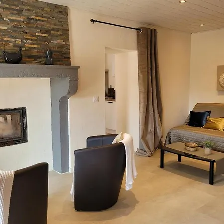 Villa La Maisonnette De L Espace Themis, Piscine Partagee *
